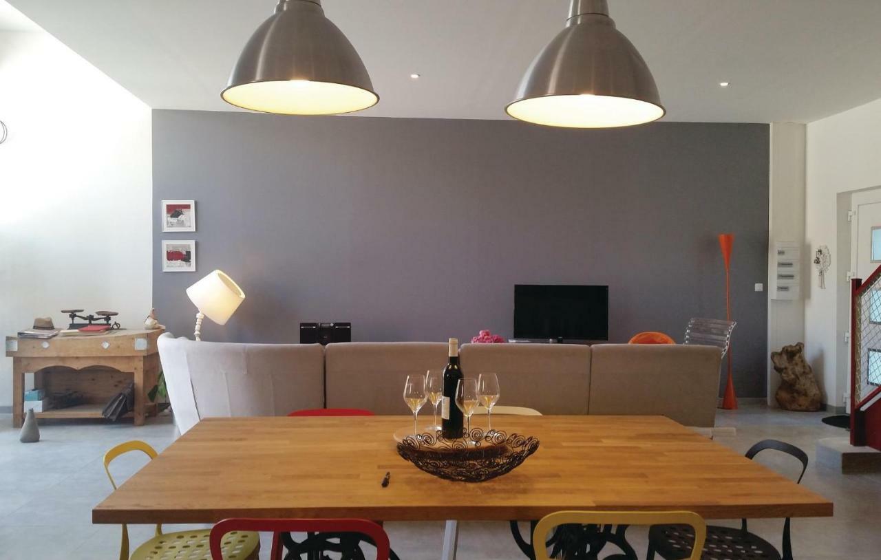 2 Bedroom Amazing Home In Narbonne Eksteriør bilde