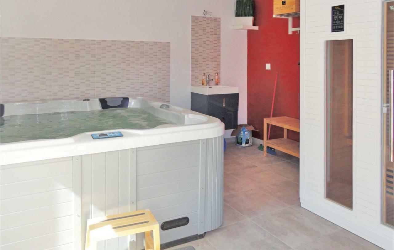 2 Bedroom Amazing Home In Narbonne Eksteriør bilde